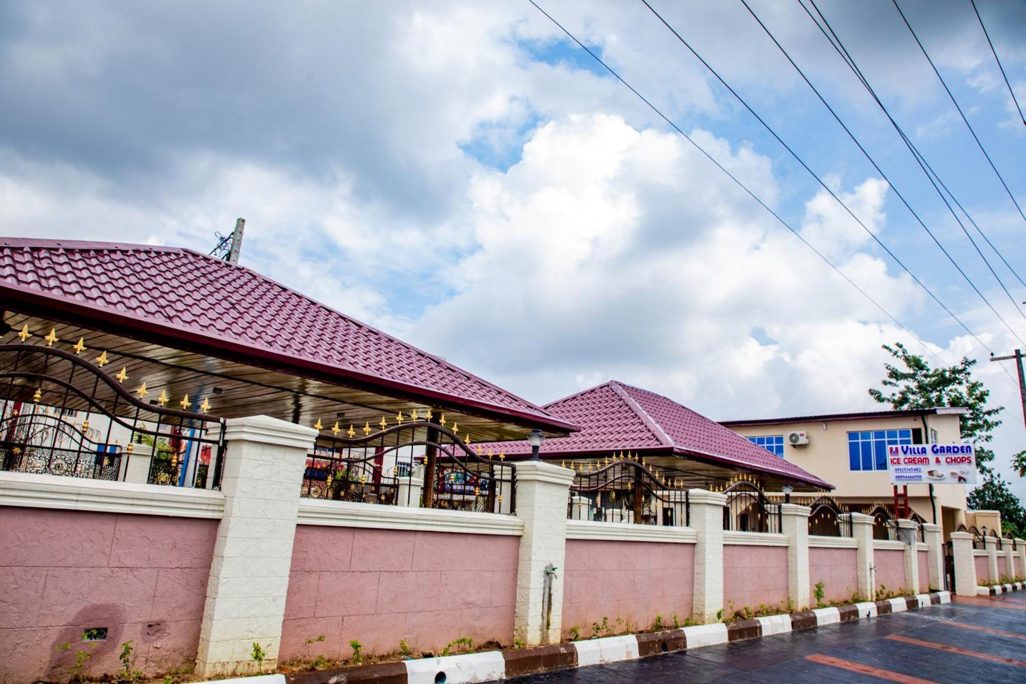 Villa Hilton Hotels Uyo Buitenkant foto