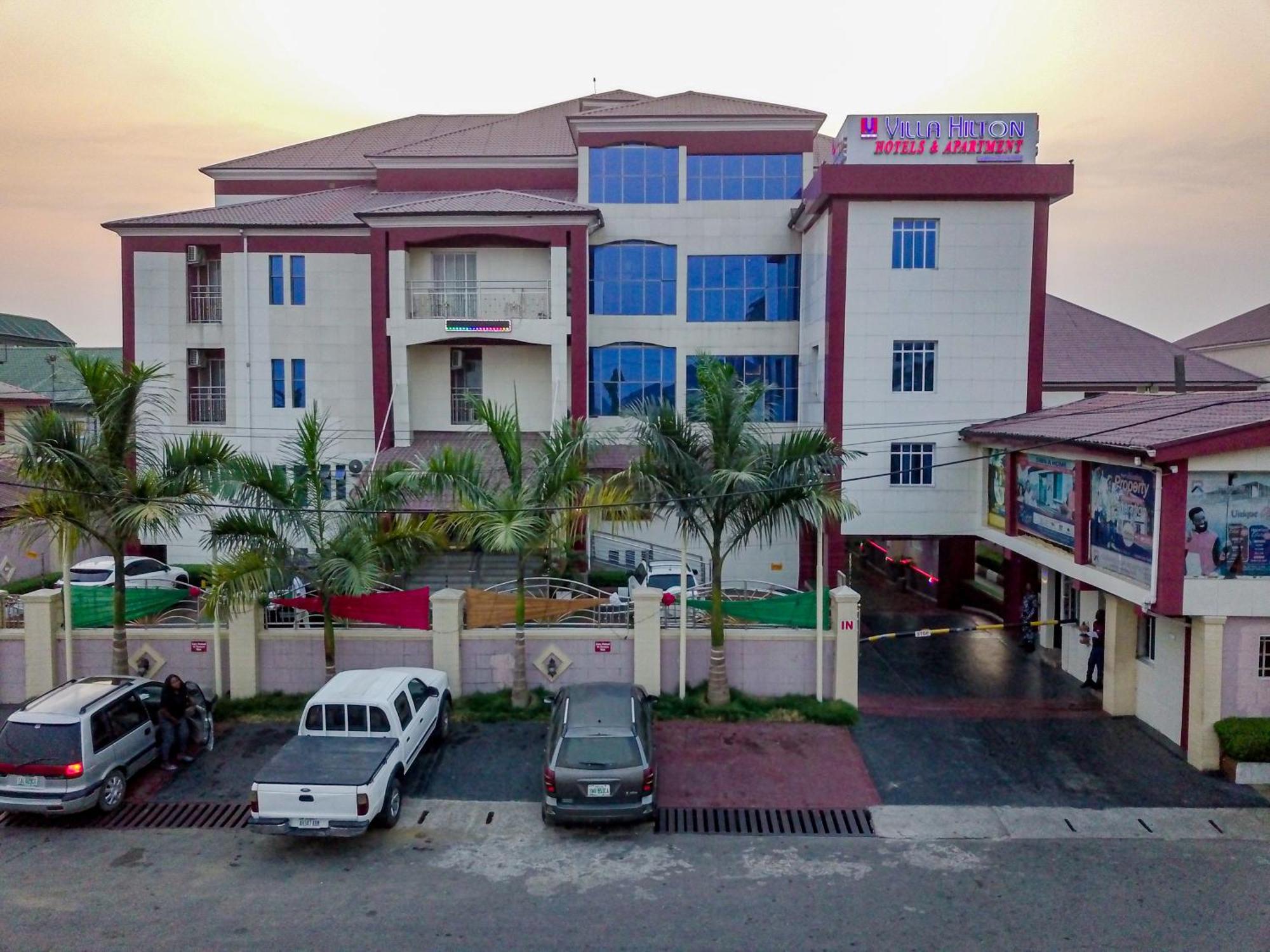 Villa Hilton Hotels Uyo Buitenkant foto
