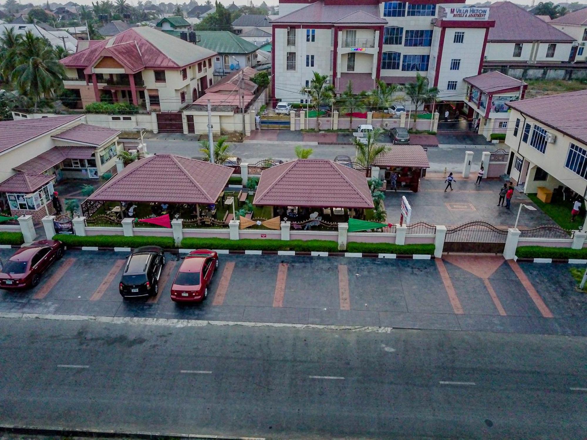 Villa Hilton Hotels Uyo Buitenkant foto